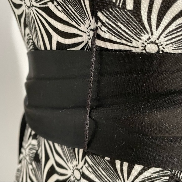 My Michelle Fit and Flair Midi Dress Size M Black with White Print Waist Sash - Picture 6 of 12